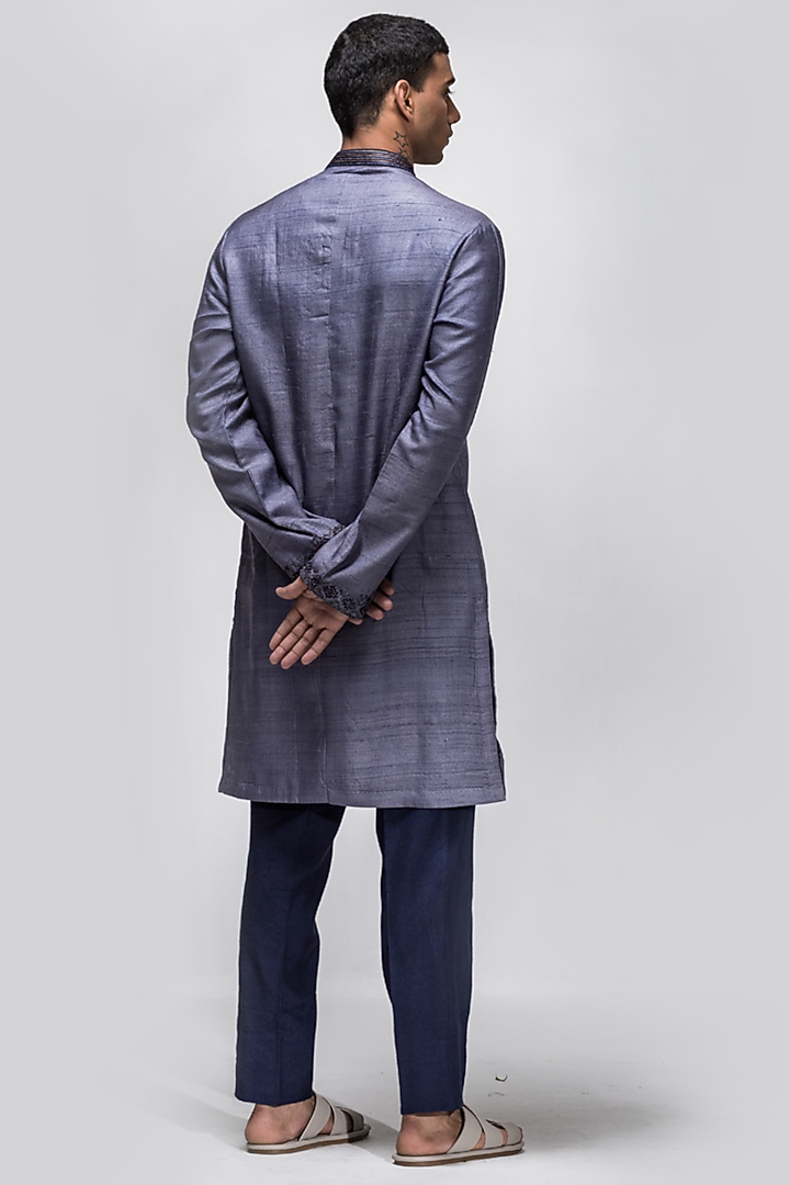 Purple Embroidered kurta Set by ASUKA at Pernia's Pop Up Shop