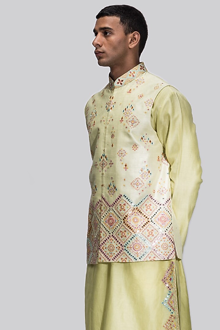 Yellow Raw Silk & Chanderi Silk Embroidered Bundi Jacket Set by ASUKA at Pernia's Pop Up Shop