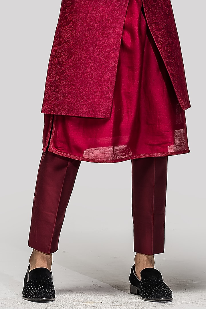 Red Chanderi Silk Cutdana & Sequins Embroidered Wedding Sherwani Set by ASUKA at Pernia's Pop Up Shop