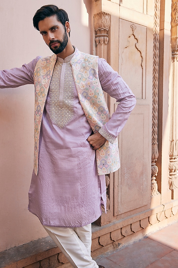 White Chanderi Silk Mirror & Zari Embroidered Bundi Jacket Set by ASUKA at Pernia's Pop Up Shop