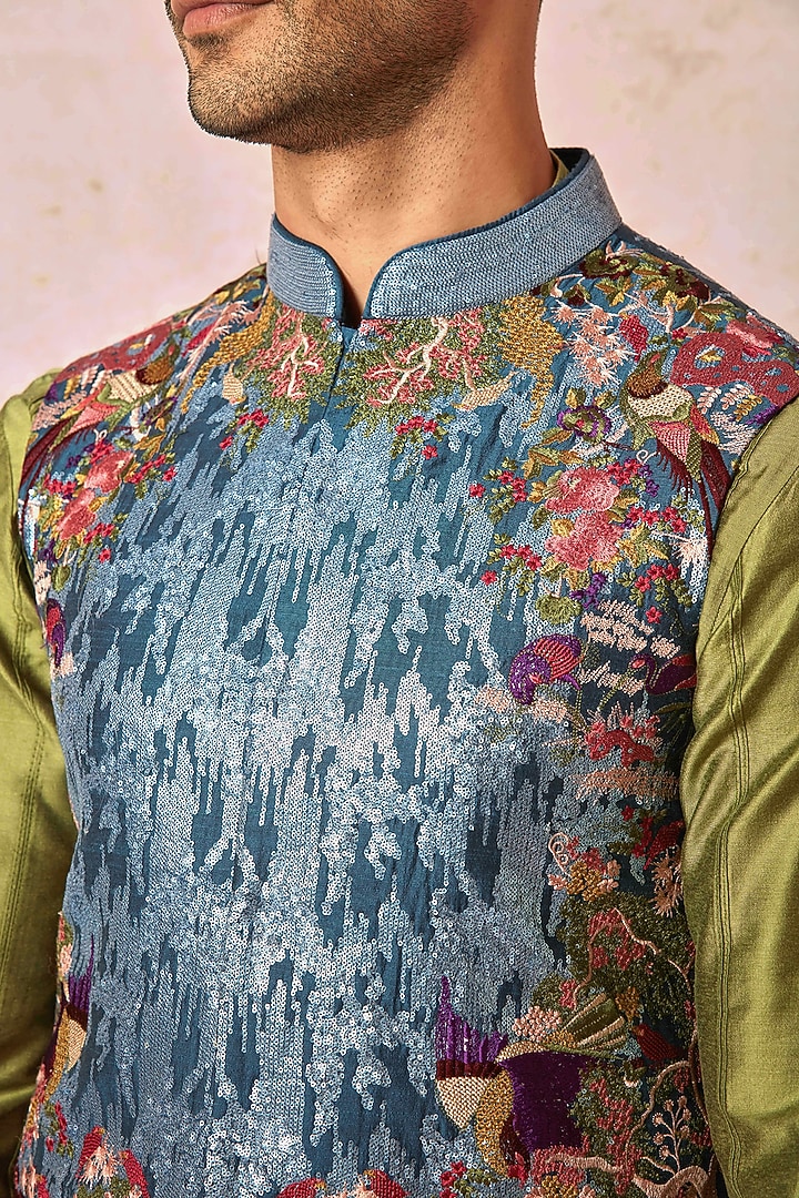 Green Silk Sequins Embroidered Bundi Jacket Set by ASUKA at Pernia's Pop Up Shop