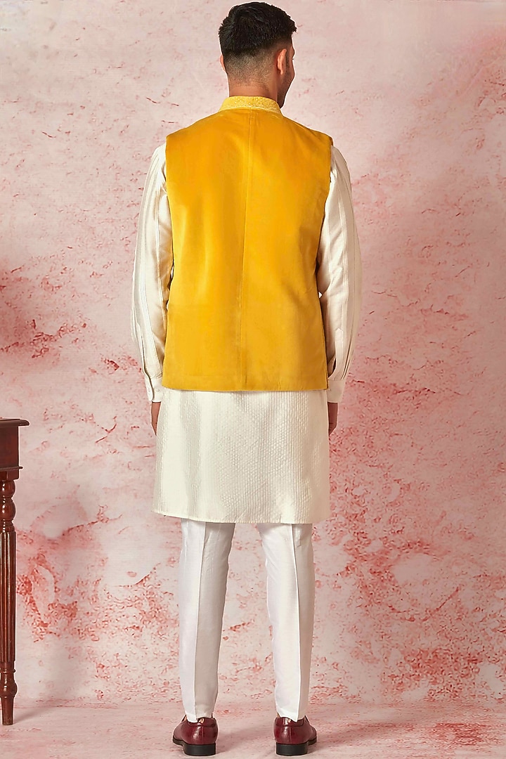 Mustard Velvet Resham Embroidered Bundi Jacket Set by ASUKA at Pernia's Pop Up Shop