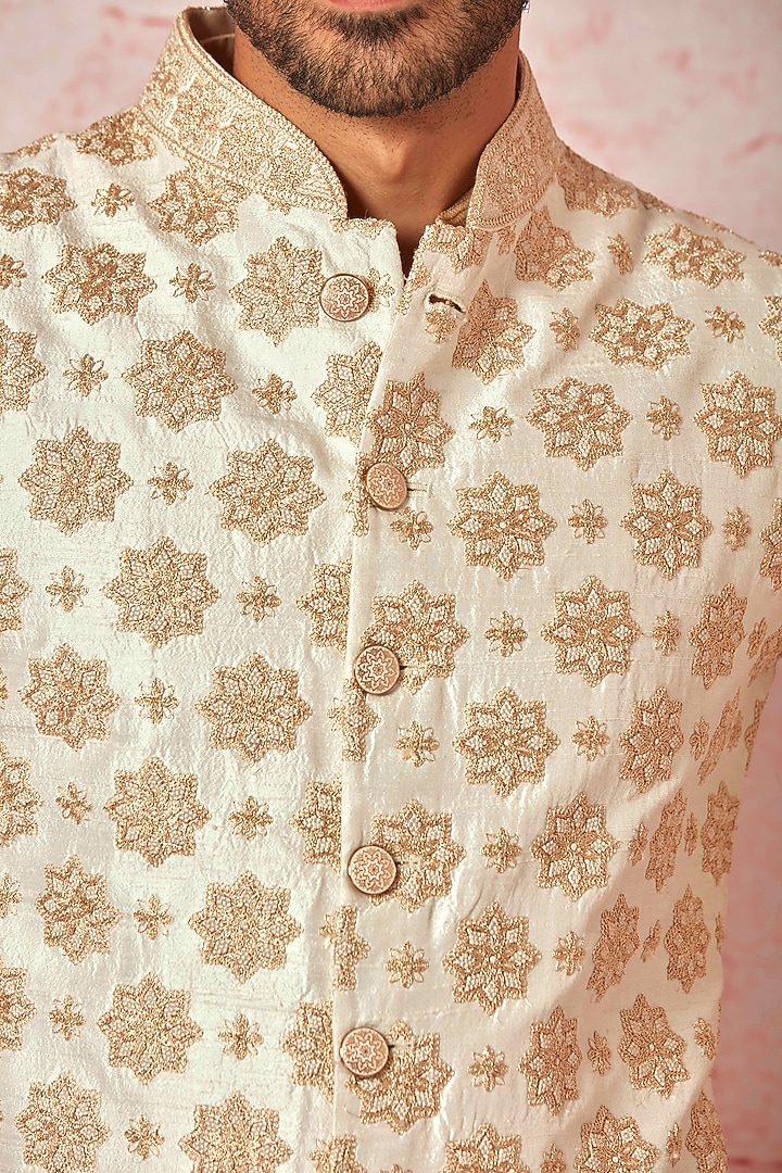 Cream Raw Silk Resham Embroidered Bundi Jacket Set by ASUKA at Pernia's Pop Up Shop