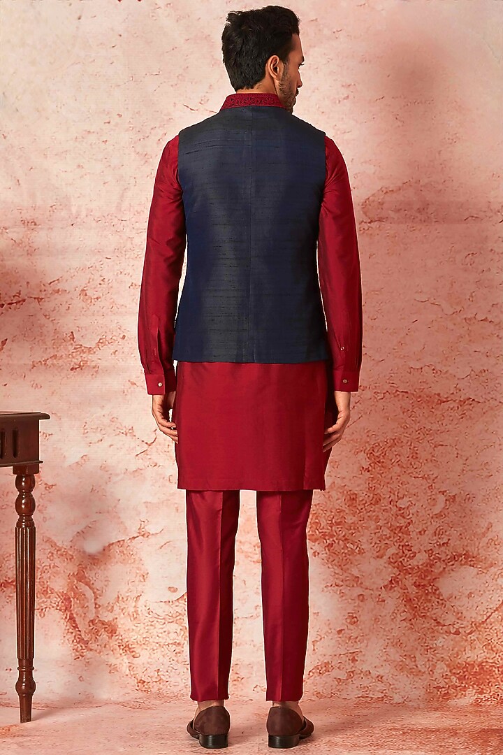 Navy Blue Raw Silk Dori Embroidered Bundi Jacket Set by ASUKA at Pernia's Pop Up Shop