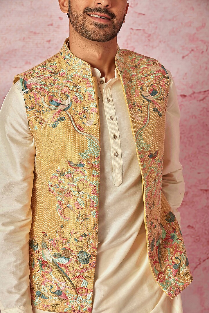 Cream Chanderi Silk & Cotton Silk Resham Embroidered Indowestern Set by ASUKA at Pernia's Pop Up Shop