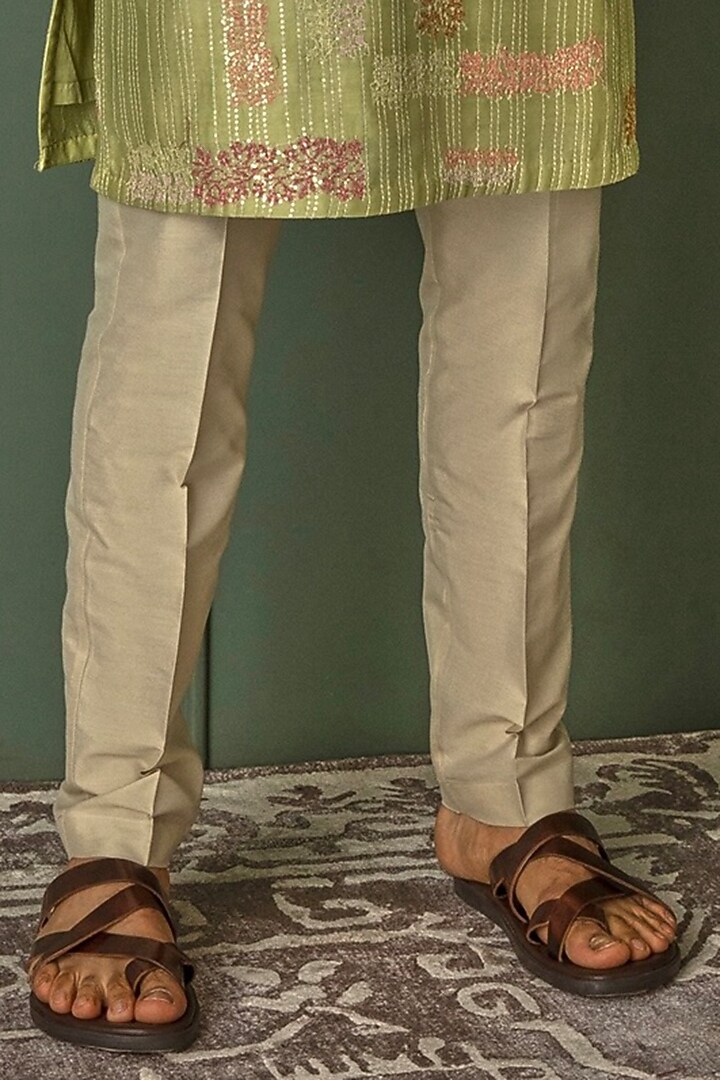 Olive Green Chanderi Silk Resham Embroidered Kurta Set by ASUKA at Pernia's Pop Up Shop