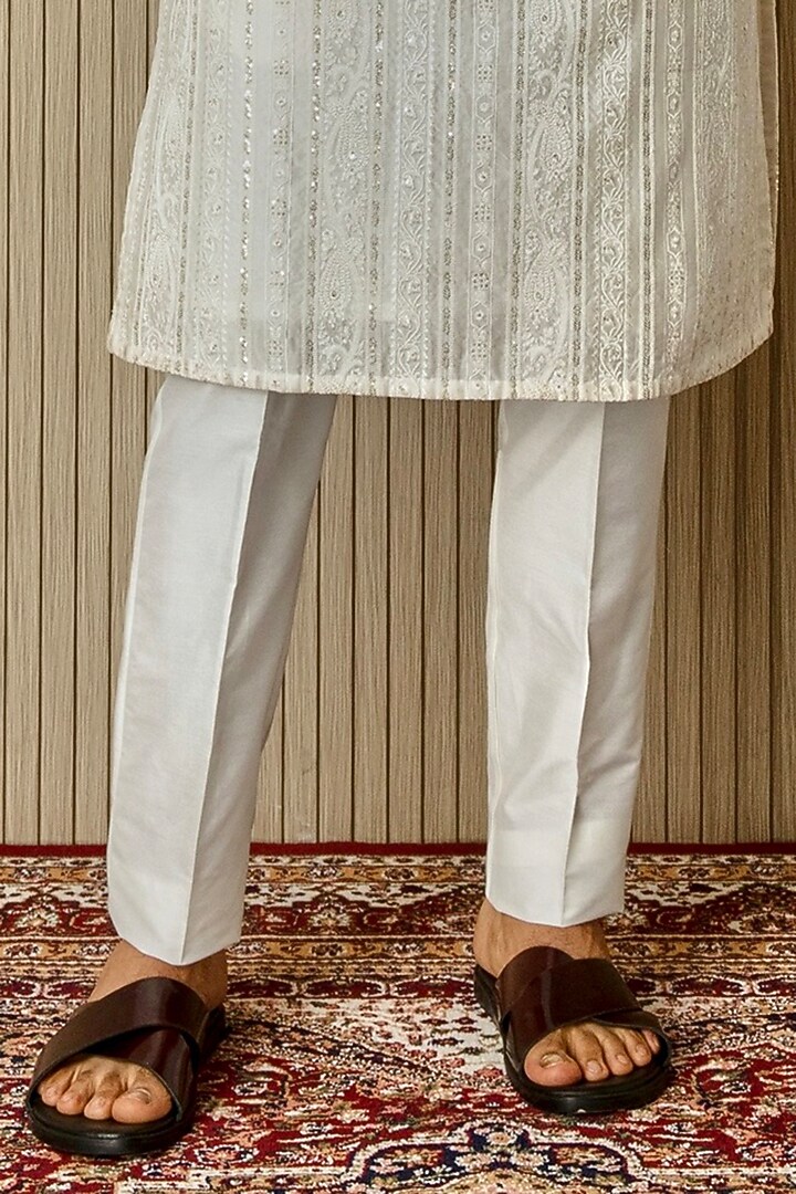 Ivory Chanderi Silk Resham Embroidered Kurta Set by ASUKA at Pernia's Pop Up Shop