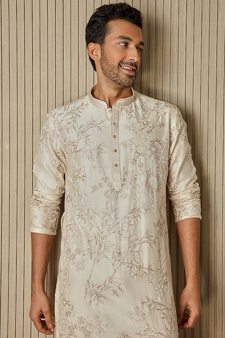 Cream Chanderi Silk Hand Embroidered Kurta Set by ASUKA at Pernia's Pop Up Shop