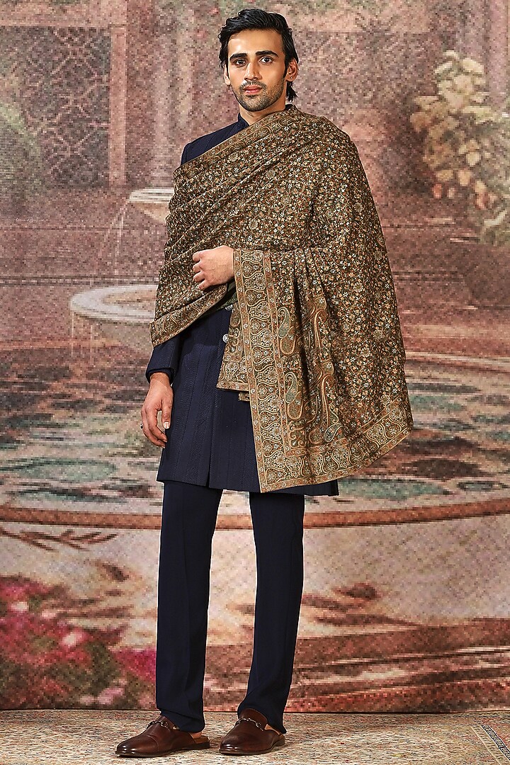 Antique Gold Silk Metallic Threadwork Stole by ASUKA at Pernia's Pop Up Shop