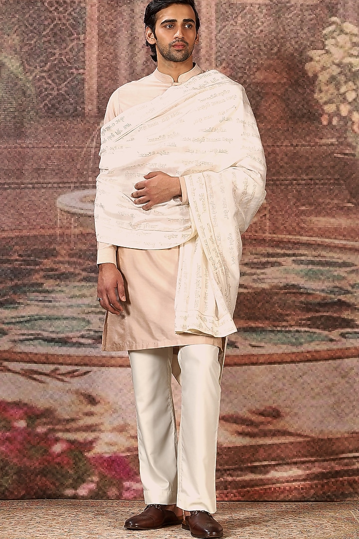 Cream Silk Thread Embroidered Stole by ASUKA at Pernia's Pop Up Shop