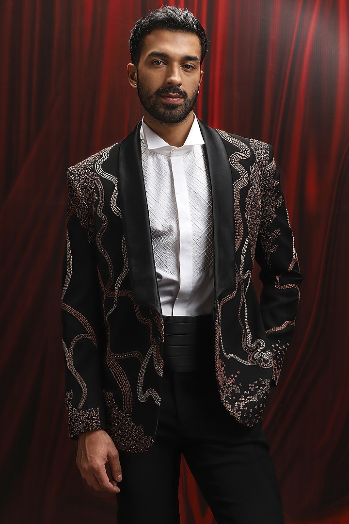Black Velvet Thread Kantha Work Tuxedo Set by ASUKA at Pernia's Pop Up Shop  2026