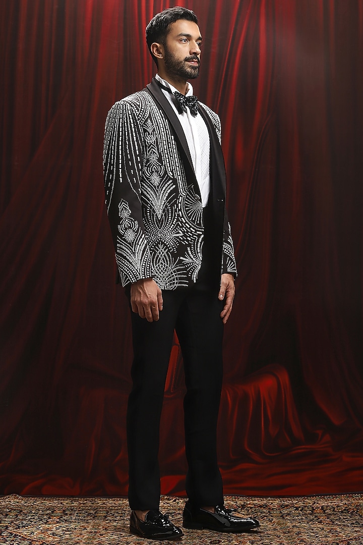 Black Velvet Thread Kantha Work Tuxedo Set by ASUKA at Pernia's Pop Up Shop