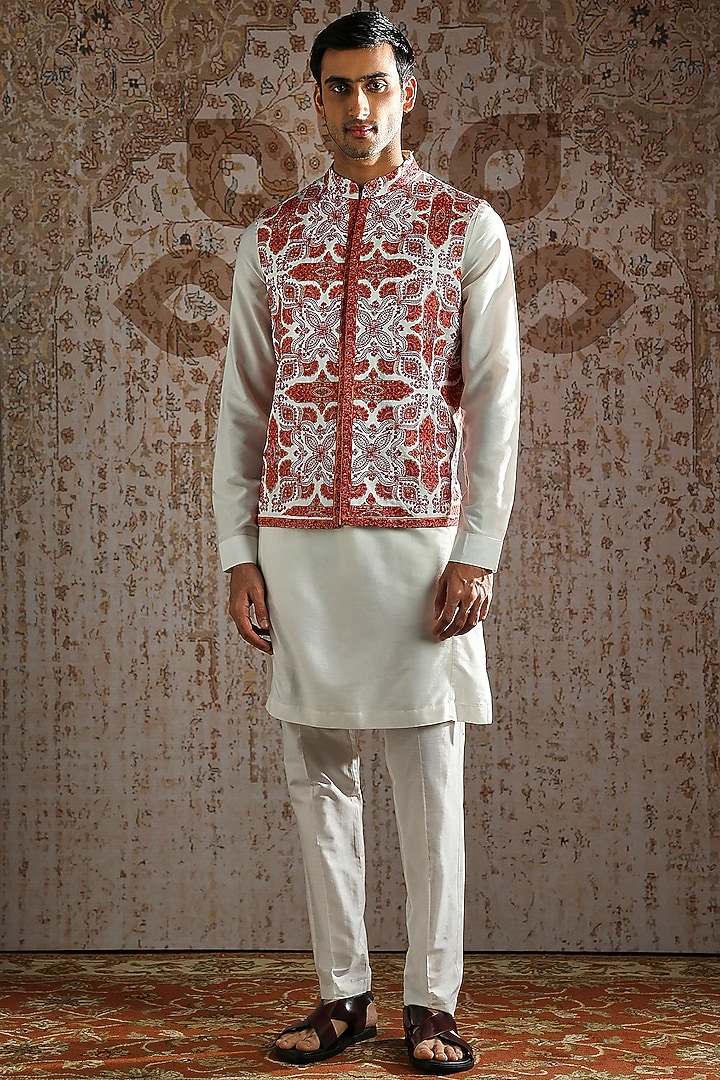 Red Pashmina Kashida Embroidered Bundi Jacket Set by ASUKA at Pernia's Pop Up Shop