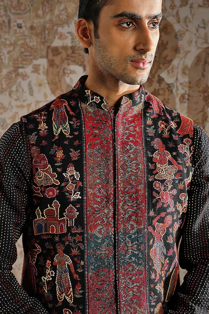 Black Pashmina Embroidered Bundi Jacket Set by ASUKA at Pernia's Pop Up Shop