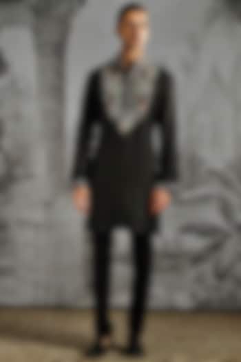 Black Chanderi Silk Kurta Set by ASUKA at Pernia's Pop Up Shop
