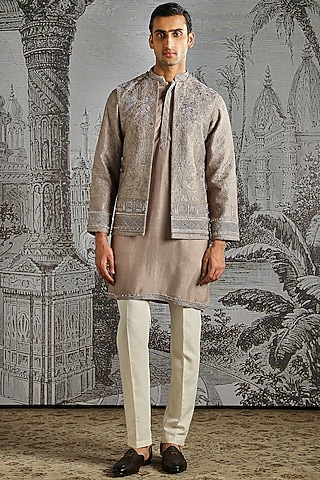 Pastel Blush Raw Silk Textured Bundi Set by ASUKA