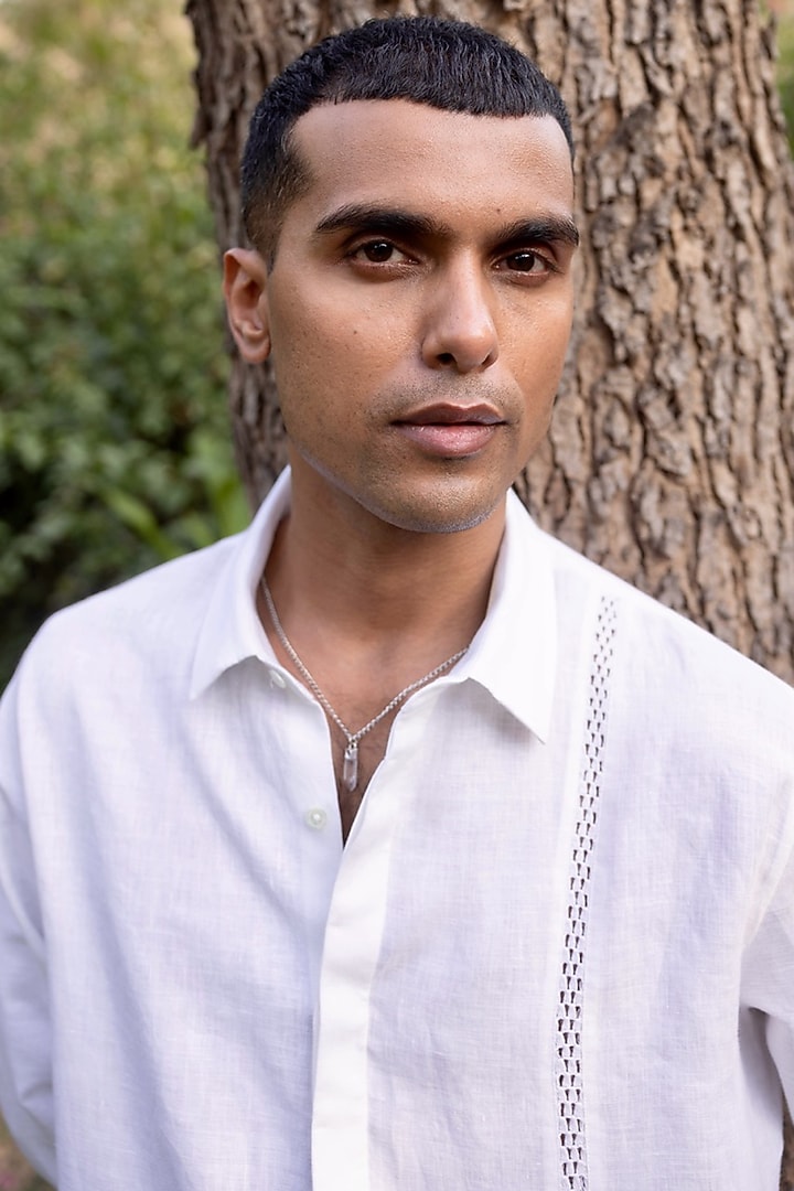 White Pure Linen Thread Embroidered Party Wear Shirt by ASUKA at Pernia's Pop Up Shop