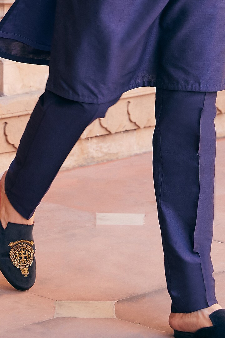 Navy Blue Raw Silk Embroidered Bundi Set by ASUKA at Pernia's Pop Up Shop