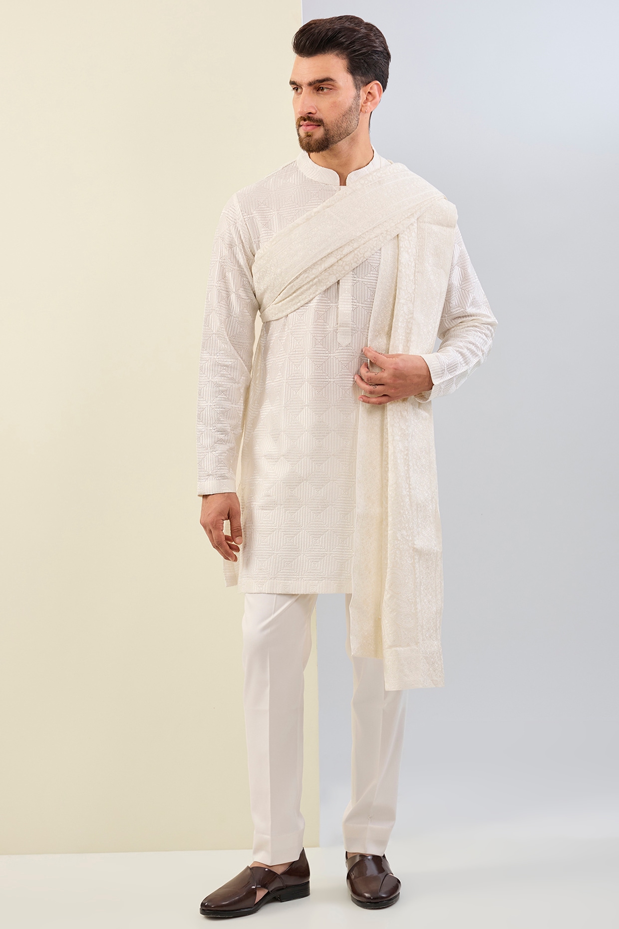 white churidar matching shawl