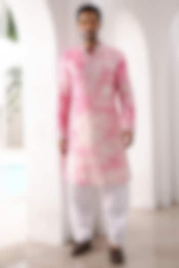 Pink Pure Linen Tie-Dye Embroidered Kurta Set by ASUKA at Pernia's Pop Up Shop