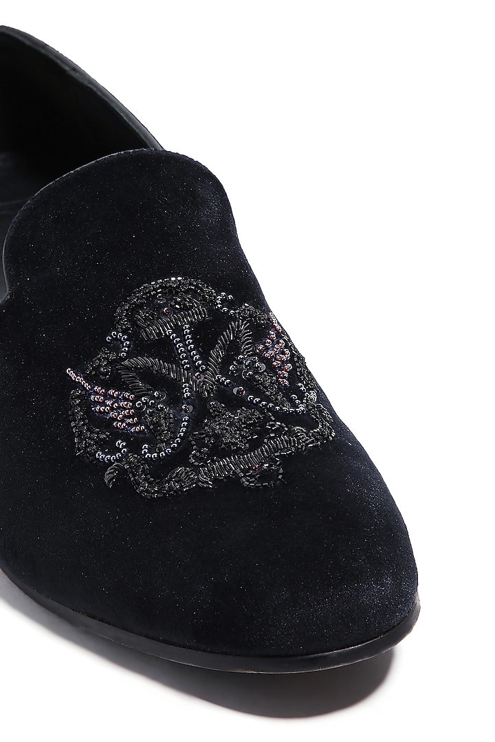 Black Velvet Hand Embroidered Slip-On Shoes by ASUKA at Pernia's Pop Up Shop