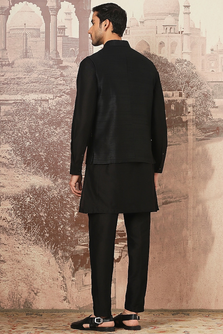 Black Raw Silk Cutdana Embroidered Bundi Jacket Set by ASUKA at Pernia's Pop Up Shop
