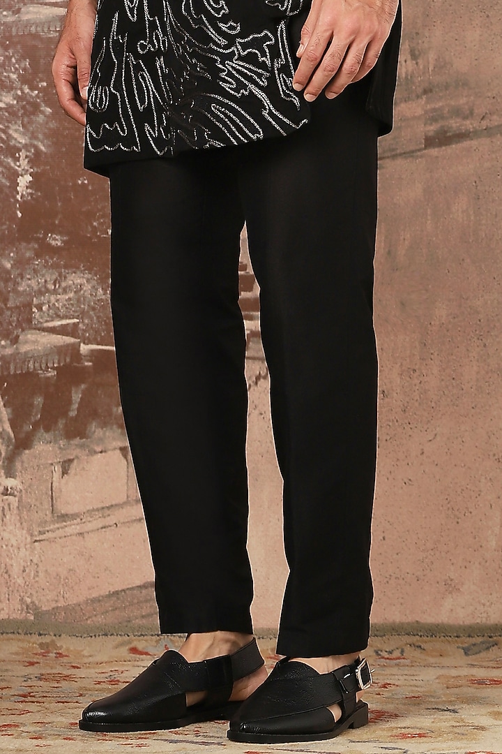 Midnight Lachka Fabric Dori Embroidered Kurta Set by ASUKA at Pernia's Pop Up Shop