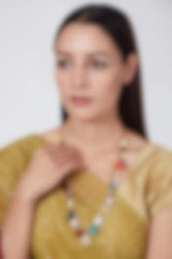 Gold Plated Onyx Kundan Necklace by Auraa Trends