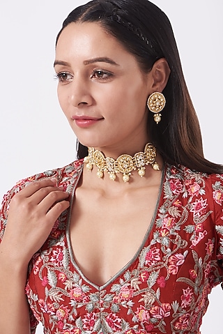 Gold Plated Kundan Polki Choker Necklace Set by Aura Trends
