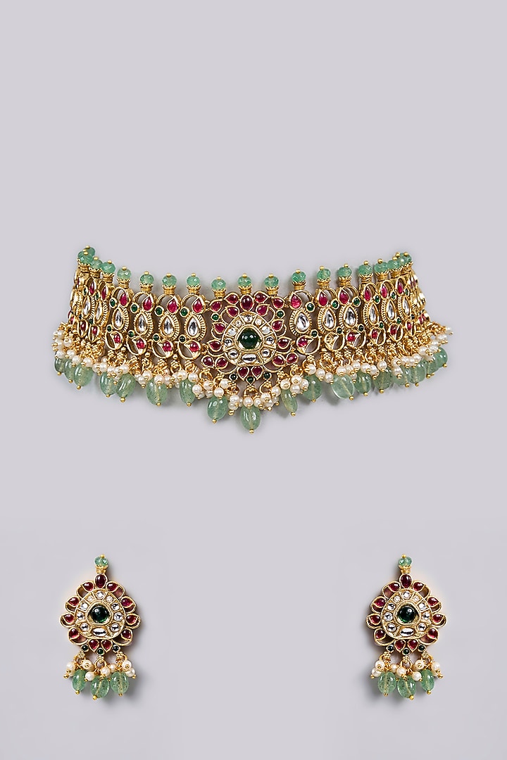 Gold Finish Kundan Polki Choker Necklace Set by Aura Trends at Pernia's Pop Up Shop