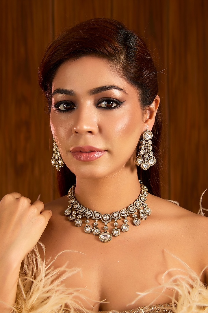 Gold Finish White Kundan Polki Choker Necklace Set by Auraa Trends at Pernia's Pop Up Shop