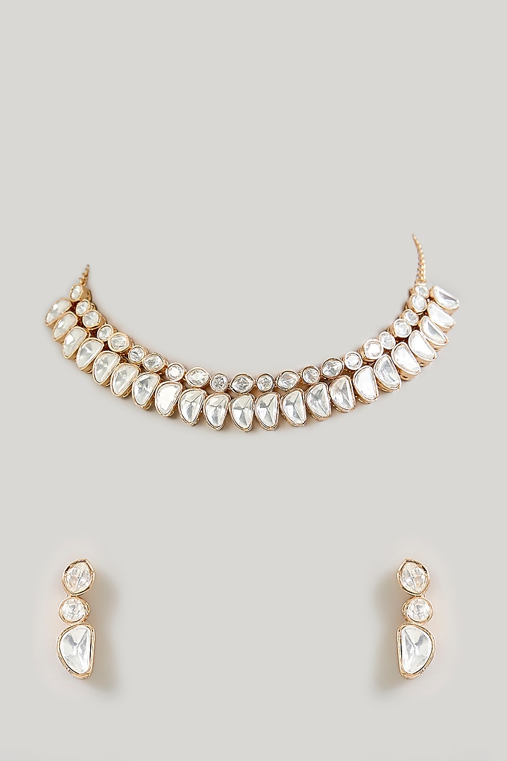Gold Finish White Kundan Polki Choker Necklace Set by Aura Trends at Pernia's Pop Up Shop