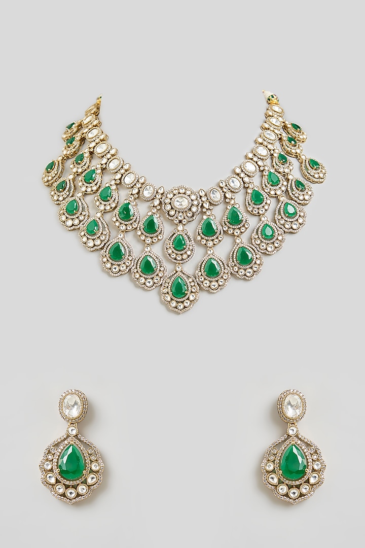 Gold Finish Emerald Green Kundan Polki Choker Necklace Set by Aura Trends at Pernia's Pop Up Shop