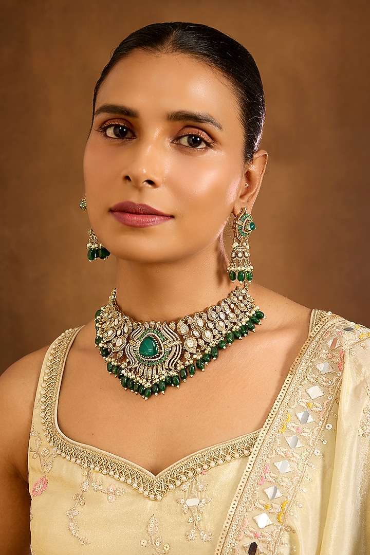 Gold Finish Emerald Green Kundan Polki Necklace Set by Aura Trends at Pernia's Pop Up Shop