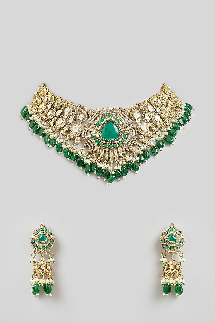 Gold Finish Emerald Green Kundan Polki Necklace Set by Aura Trends at Pernia's Pop Up Shop