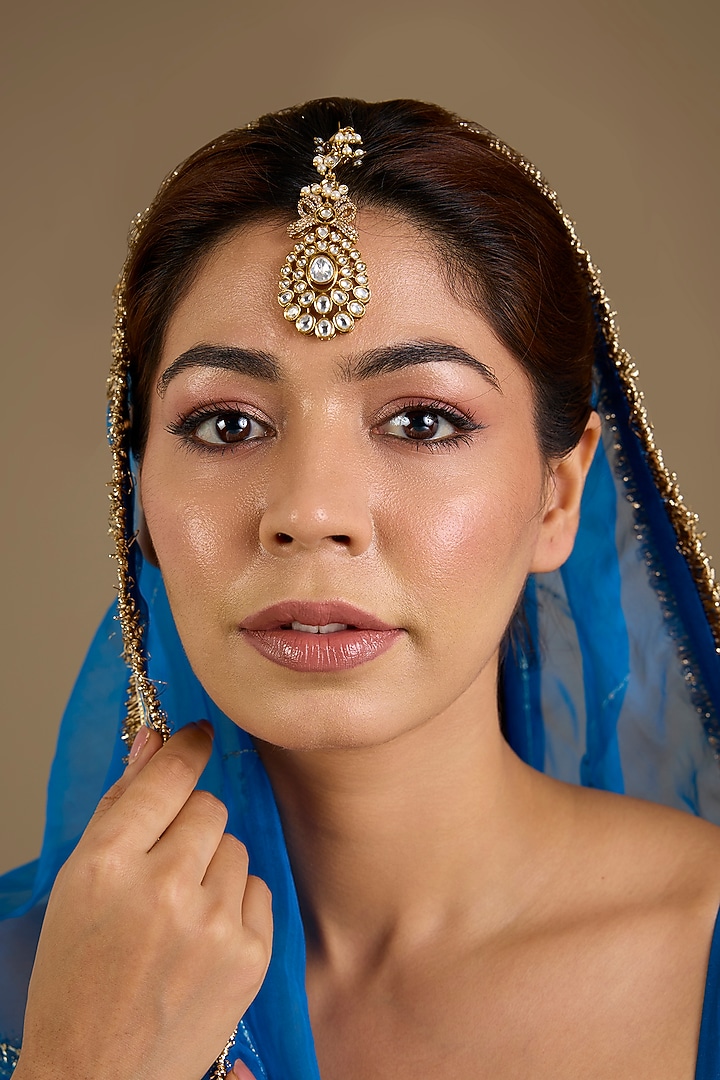 Gold Finish Kundan Polki Maangtikka by Aura Trends at Pernia's Pop Up Shop