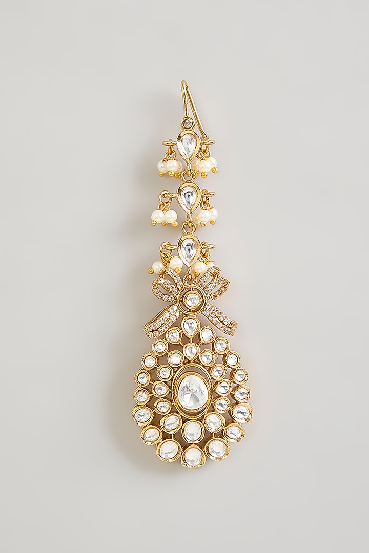 Gold Finish Kundan Polki Maangtikka by Aura Trends at Pernia's Pop Up Shop