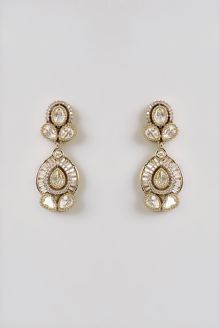 Gold Finish White Kundan Polki Necklace Set by Aura Trends at Pernia's Pop Up Shop