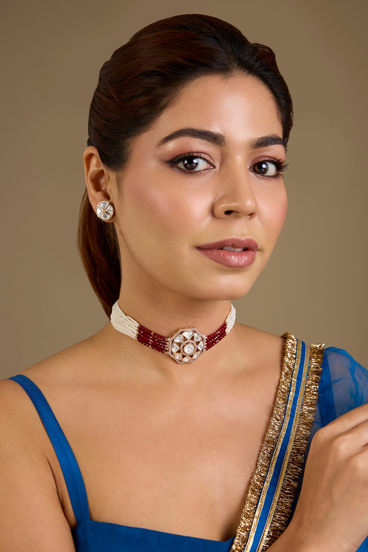 Auraa Trends Gold Finish Pearl Choker Necklace Set