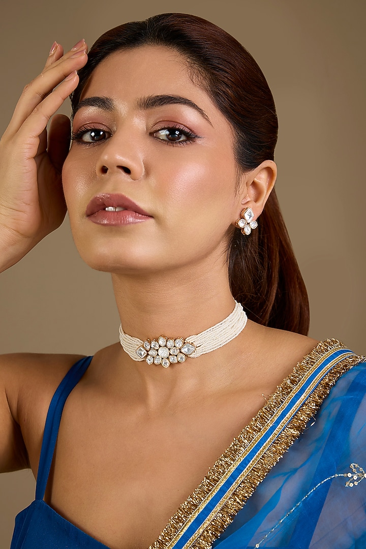 Gold Finish White Kundan Polki Choker Necklace Set by Auraa Trends at Pernia's Pop Up Shop