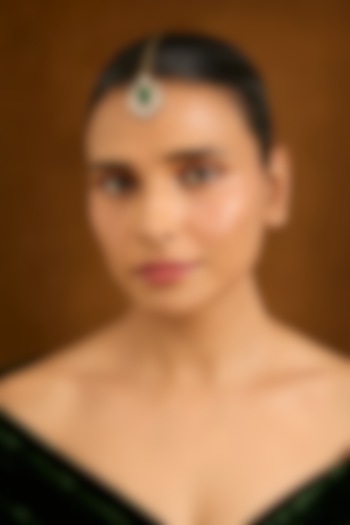 Gold Finish Kundan Polki & Green Gemstone Maangtikka by Auraa Trends at Pernia's Pop Up Shop