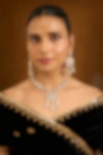 Gold Finish White Kundan Polki Necklace Set by Auraa Trends at Pernia's Pop Up Shop