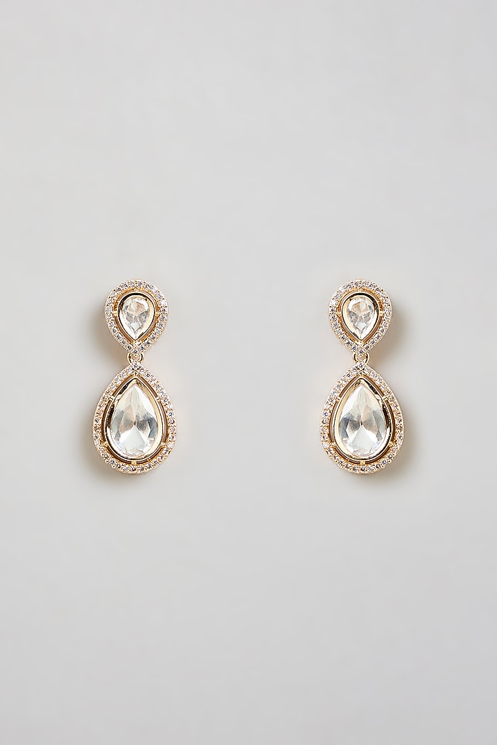 Gold Finish White Kundan Polki Necklace Set by Aura Trends at Pernia's Pop Up Shop