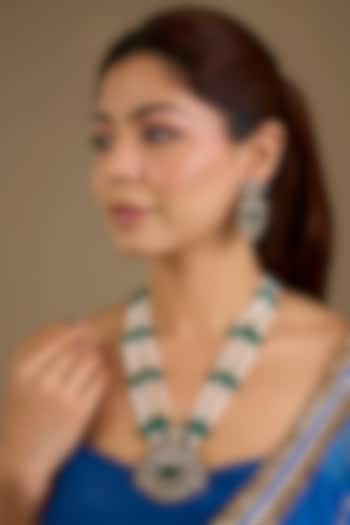Gold Finish Emerald Green Kundan Polki Necklace Set by Auraa Trends at Pernia's Pop Up Shop