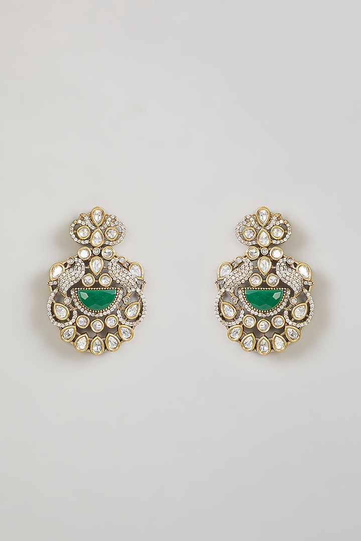 Gold Finish Emerald Green Kundan Polki Necklace Set by Aura Trends at Pernia's Pop Up Shop