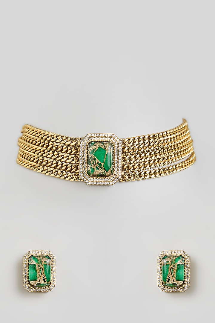 Gold Finish Emerald Green Kundan Polki Choker Necklace Set by Aura Trends at Pernia's Pop Up Shop