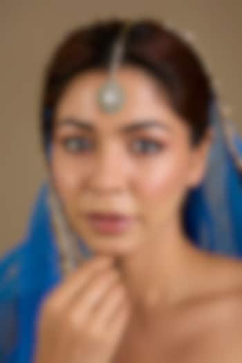 Gold Finish Kundan Polki Maangtikka by Auraa Trends at Pernia's Pop Up Shop