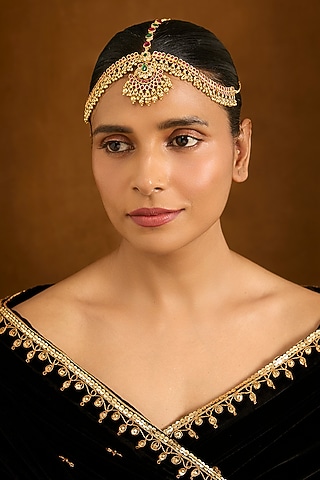 Gold Finish Kundan Polki Mathapatti by Aura Trends