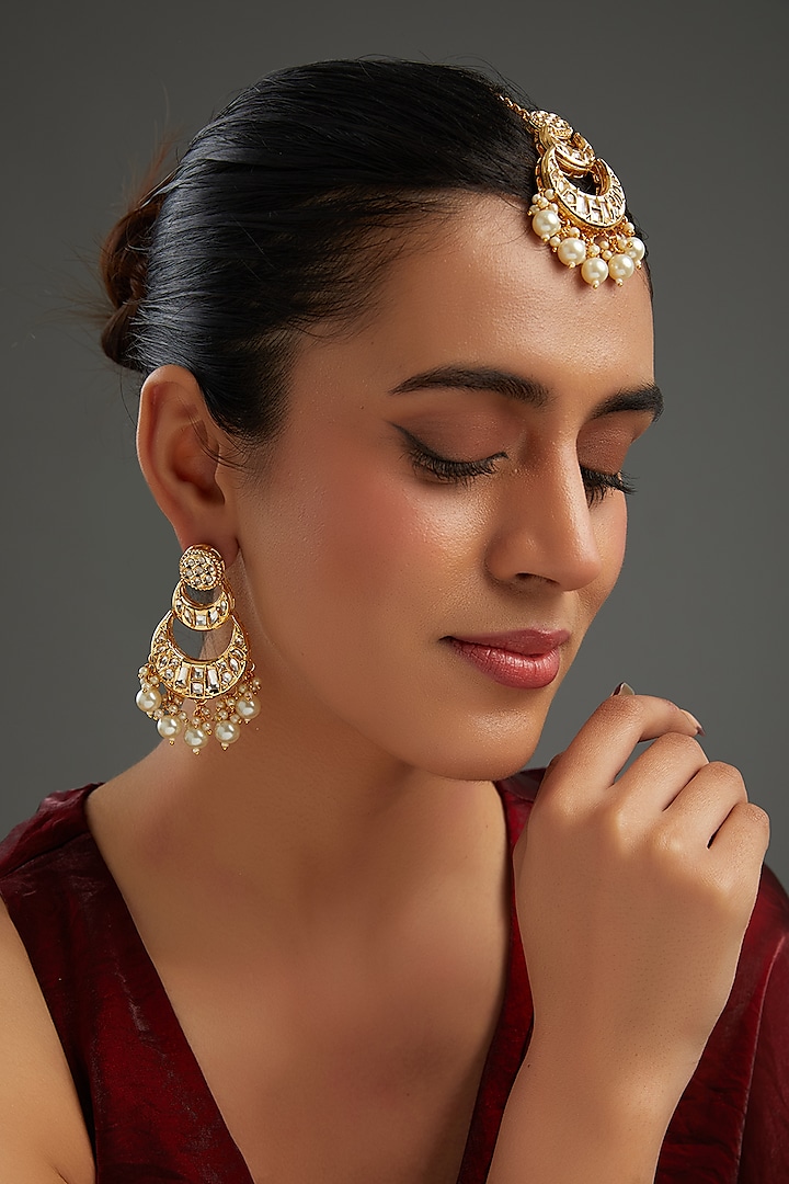 Gold Plated White Kundan Polki Chandbali Earrings With Maangtikka by Auraa Trends at Pernia's Pop Up Shop