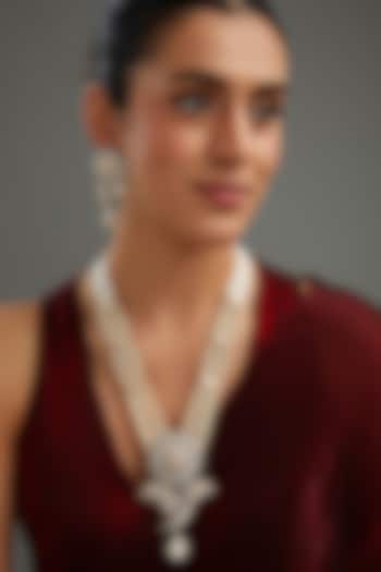 Gold Plated White Kundan Polki Necklace Set by Auraa Trends at Pernia's Pop Up Shop